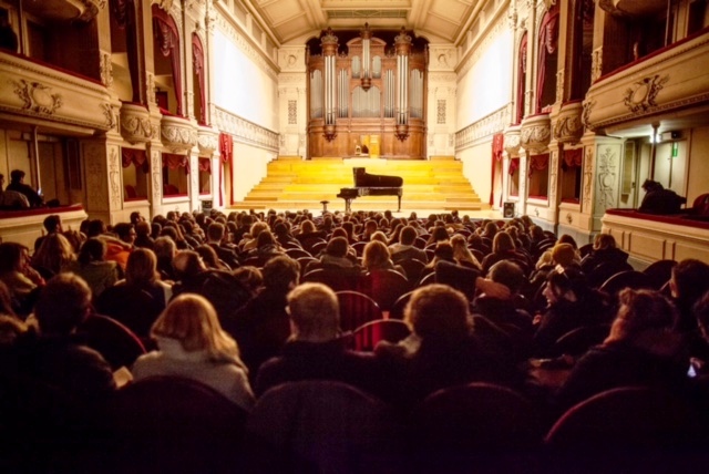 The founders of Icons of Europe have provided financial support to the renevotaion of the Royal Conservatory of Brussels.