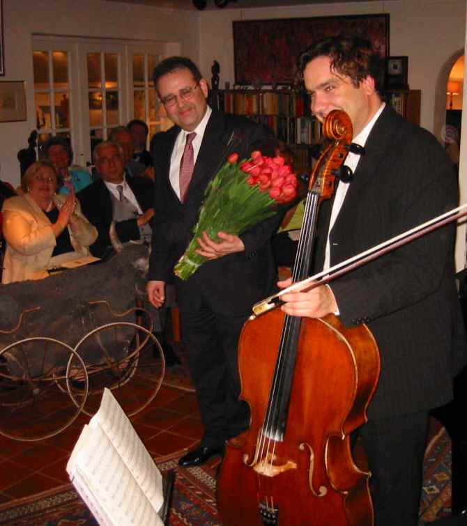 Daniel Blumenthal (American) and Justus Grimm (German) in Lasne, 5 June 2004:  celebrating the New Europe and Dvorak's 100-year anniversary.