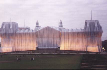 The wrapping of Berlin's Reichstag in June 1995 by Christo and Jeanne-Claude.  Photo by Andreas Krner.