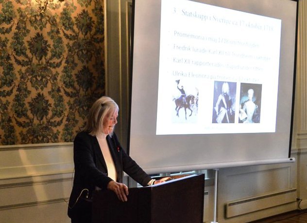 Cecilia Nordenkull-Jorgensen, Icons of Europe (Brussels) presenting her new book « KARL XII: Kungamord » at Halden’s History Seminar 1718 in Norway on 6 October 2018.