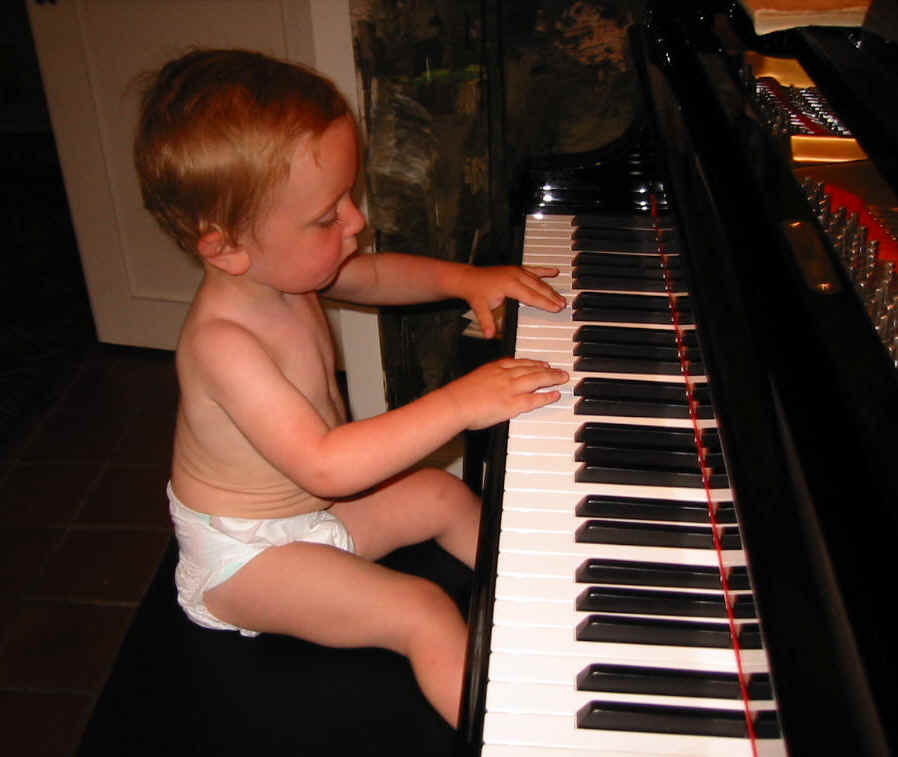 Simon is a perfectly healthy grandson of the founders of Icons of Europe.  Photo:  copyright  2004 Icons of Europe, B-1380 Lasne.